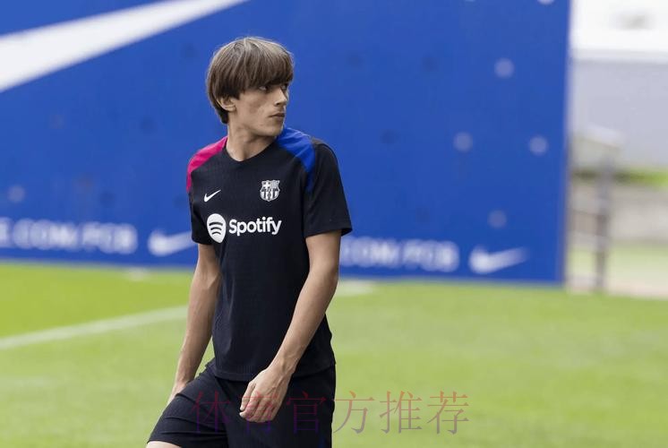 18岁巴萨B队中卫昆卡引科莫、AC米兰争夺 18岁巴萨B队中卫昆卡引科莫、AC米兰争夺